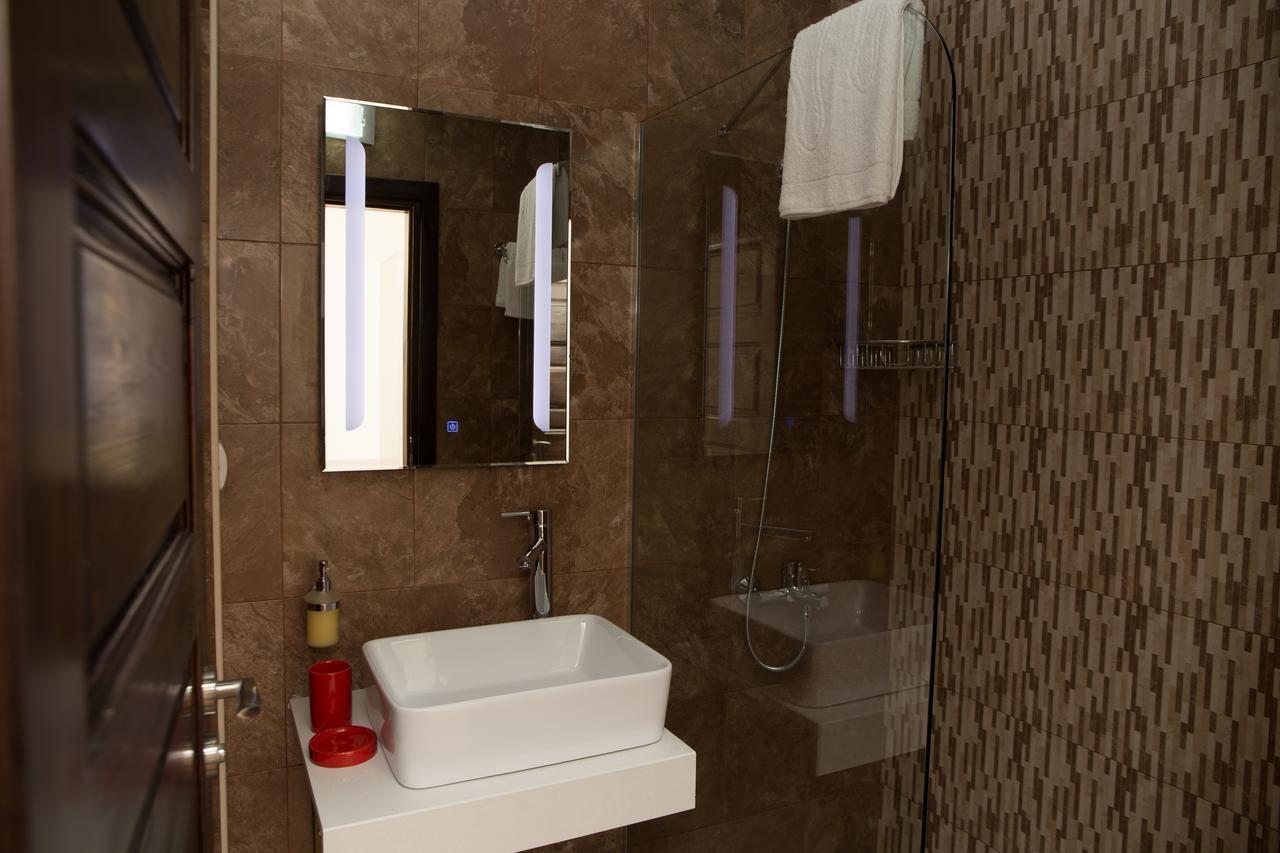 Hotel-Clinic Dr. Gechevi Pavel Banya Luaran gambar