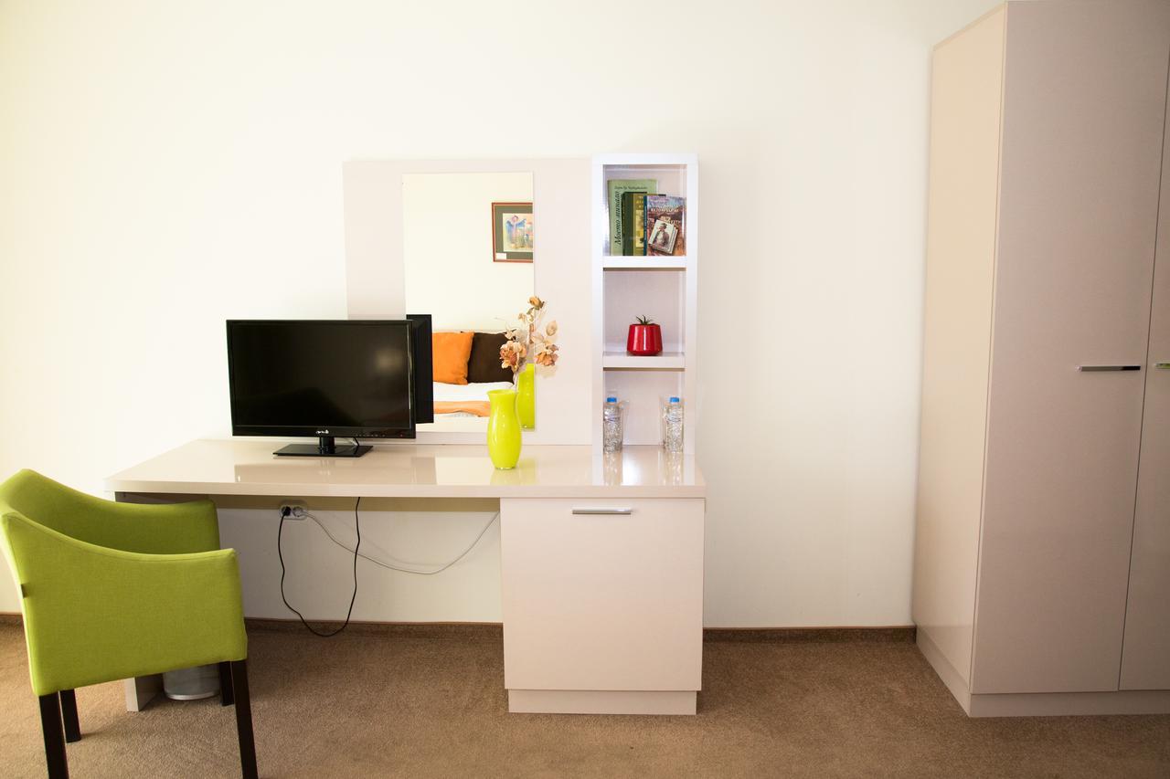 Hotel-Clinic Dr. Gechevi Pavel Banya Luaran gambar
