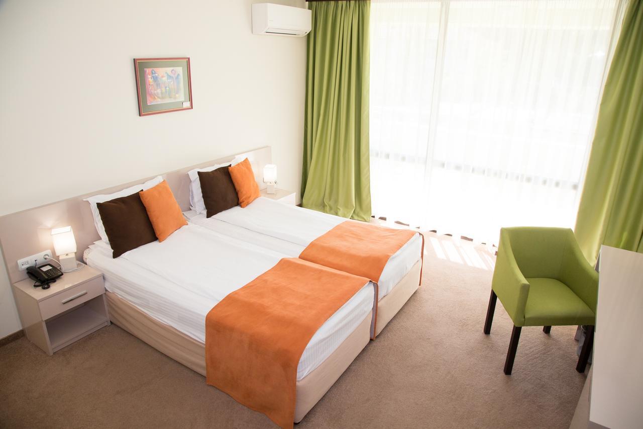 Hotel-Clinic Dr. Gechevi Pavel Banya Luaran gambar