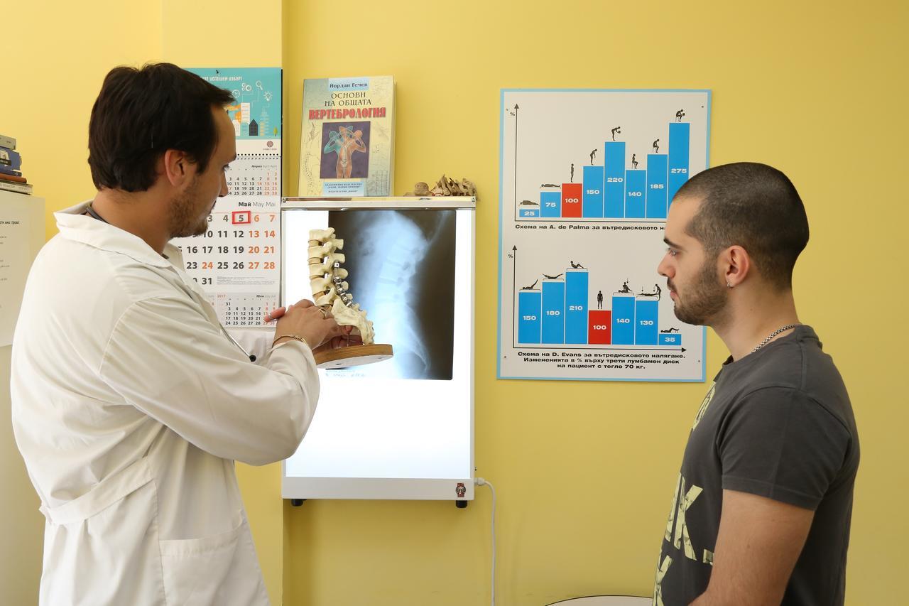 Hotel-Clinic Dr. Gechevi Pavel Banya Luaran gambar